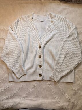 XL a new day Off-White Chunky Button-Up Cardigan